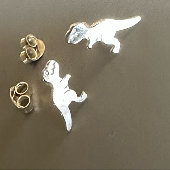 Sterling Silver Simple T Rex Dinosaur Stud Earrings - Picture 8 of 11